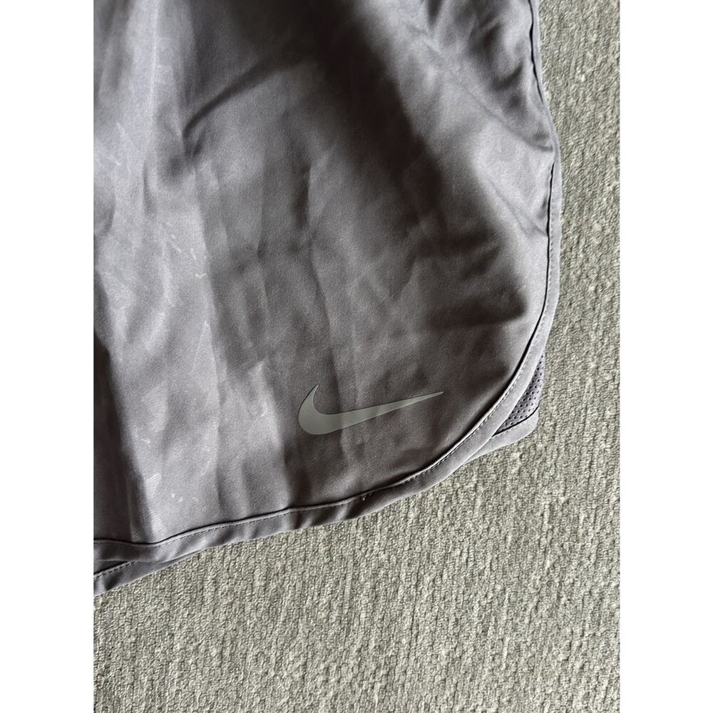 Nike Womens Shorts M Dri Fit Running Track Gray Lightweight - Picture 2 of 10